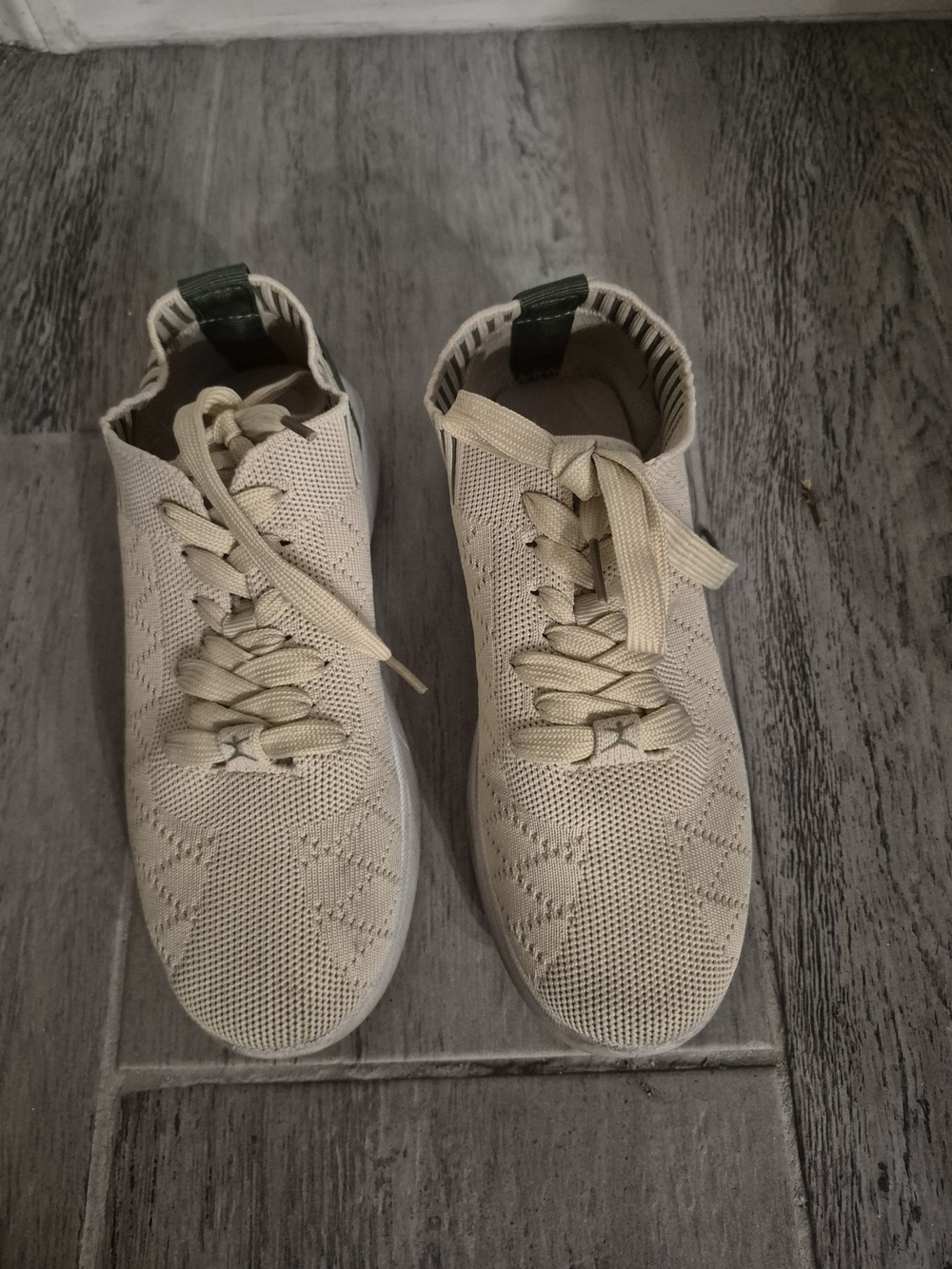 Danskin Big Kids Knit Sneakers in Beige with Dark Green Heel Tab